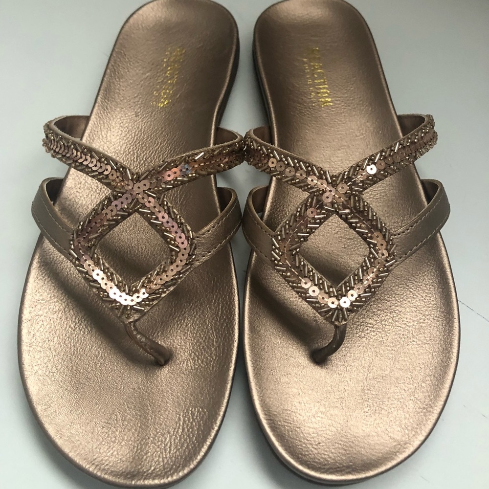 Kenneth Cole Reaction ~Jewel 2 ~ Rose Gold ~Size 9